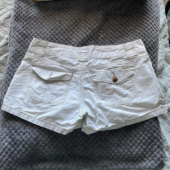 UNIONBAY White 100% Cotton Shorts size 9 - Picture 9 of 12